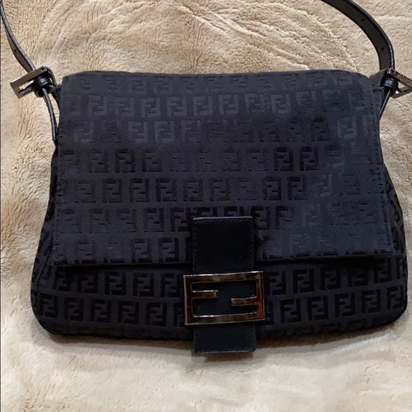 FENDI bag 👛